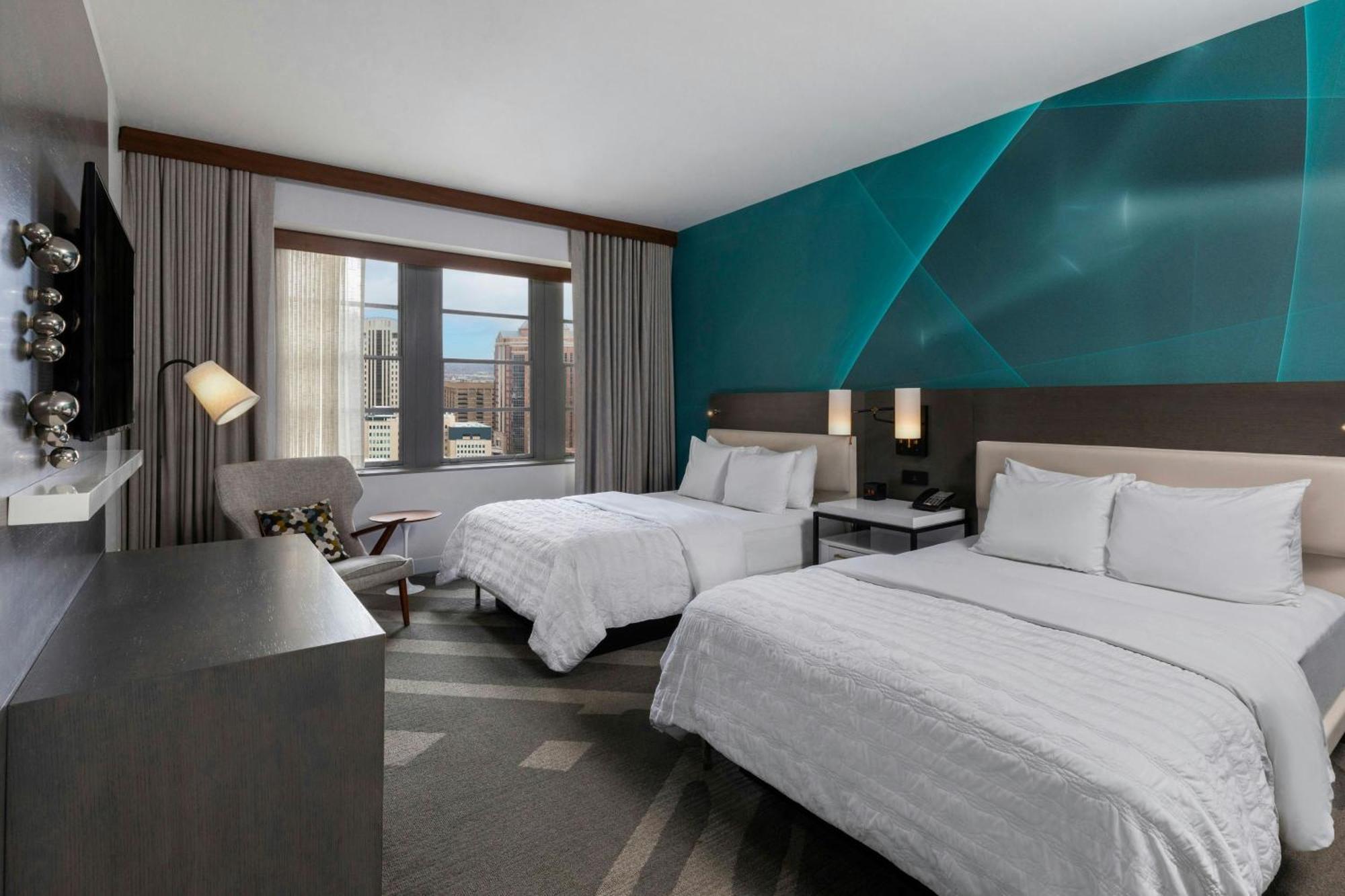 Hotel Le Meridien Downtown 4*