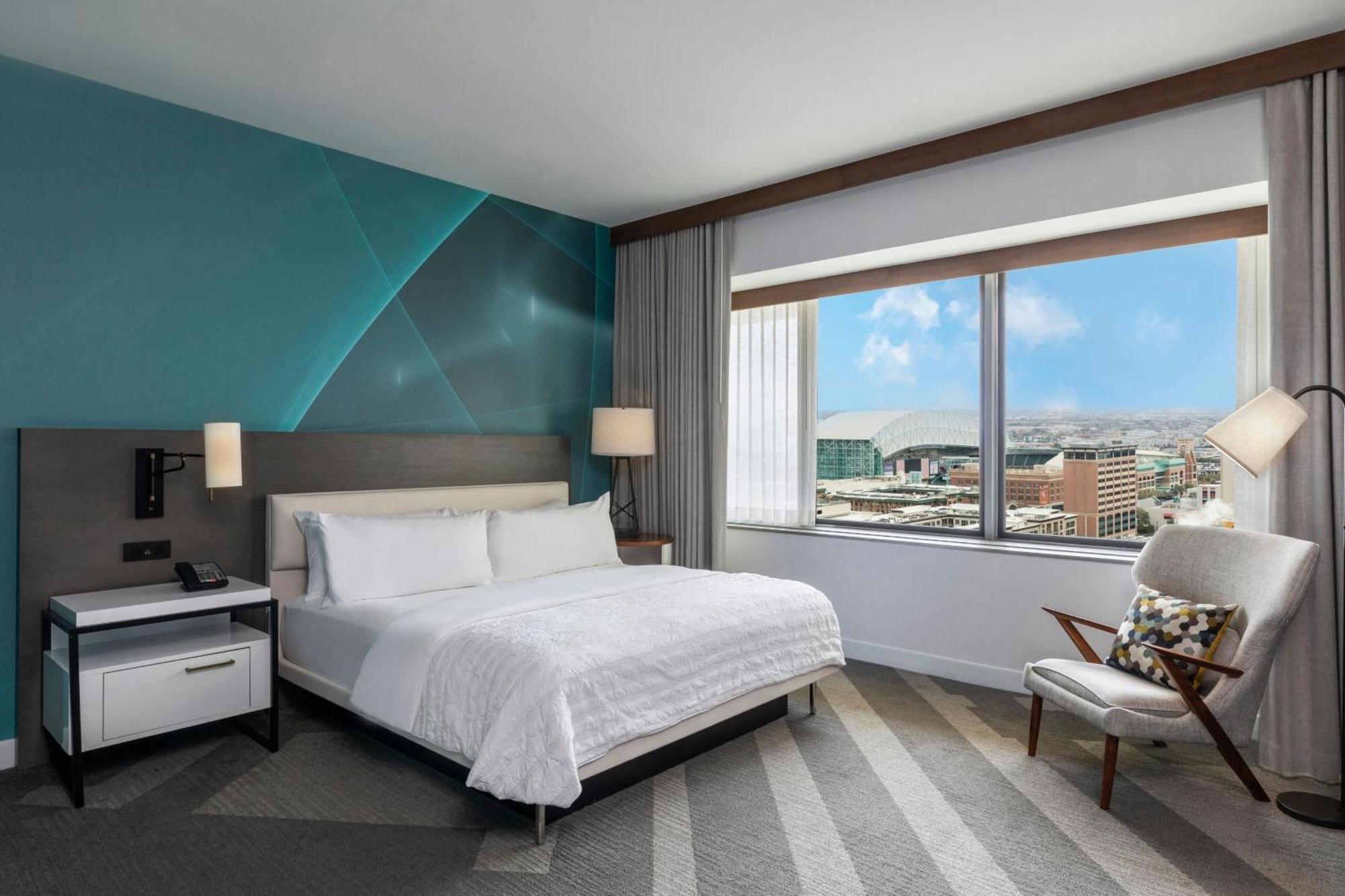 Le Meridien Downtown Hotel