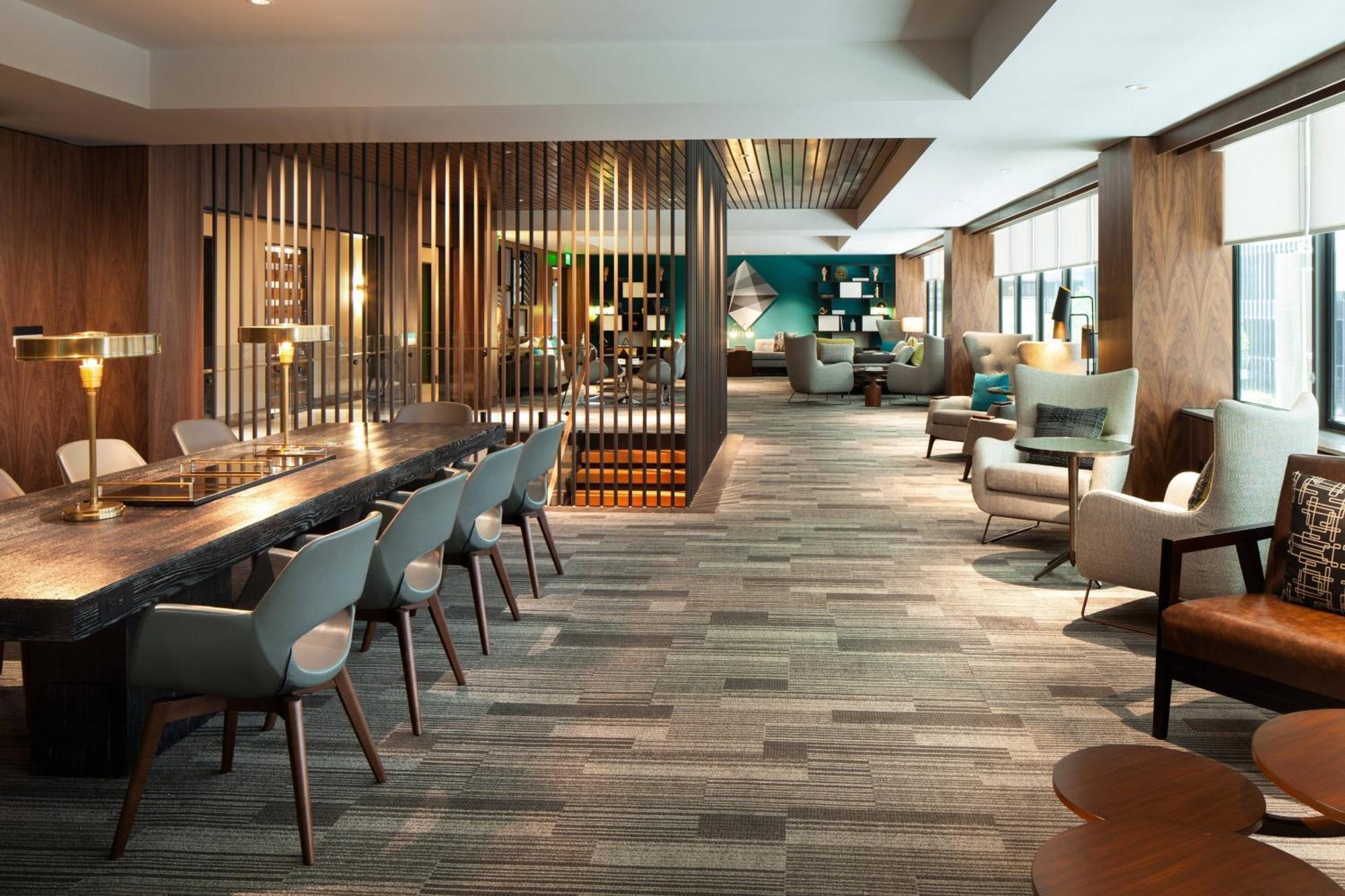 Le Meridien Downtown Hotel 4*